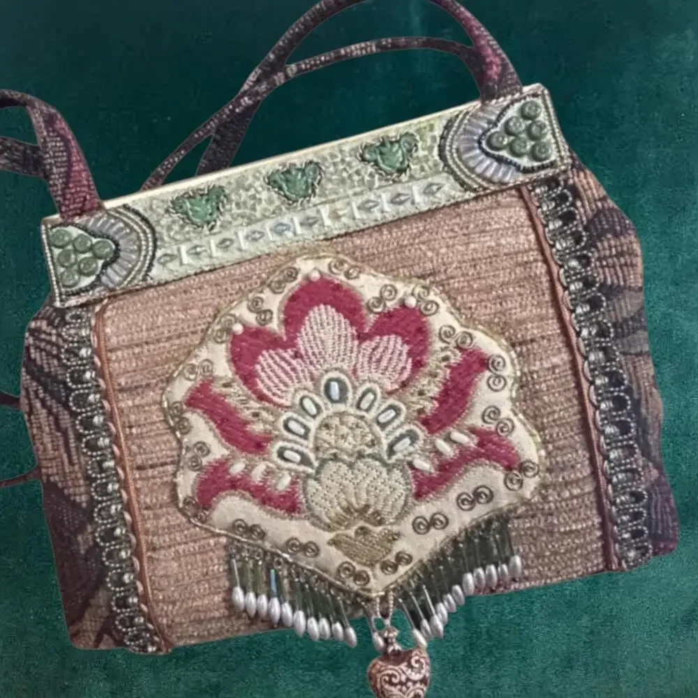 Mary Frances Beaded Floral Tapestry Kiss Lock Frame Bag Boho Embellished Bag